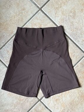 OFFLINE By Aerie High Waisted Biker Shorts Brown Sculpt Ribbed Waist Gym